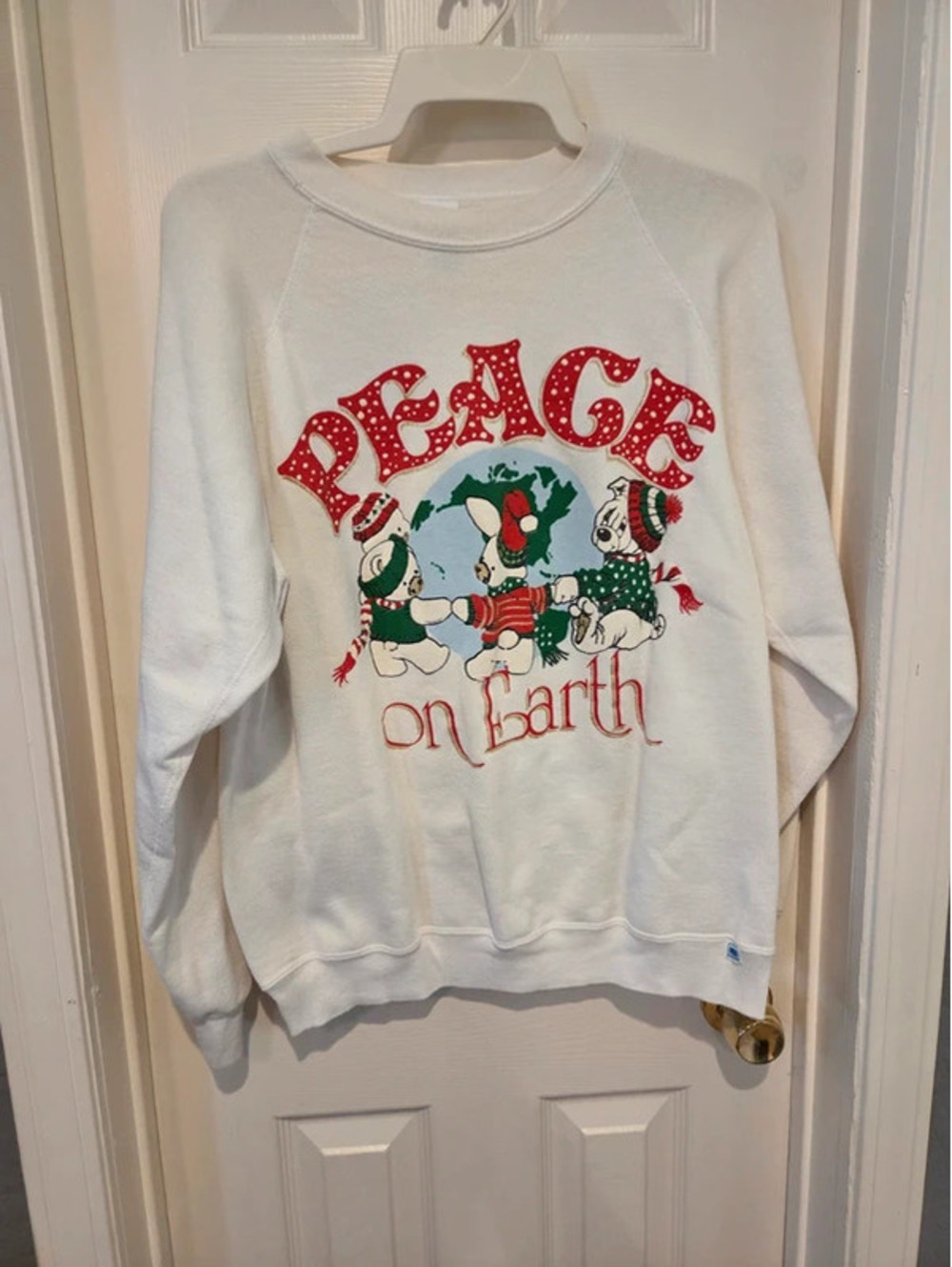 Viintage 1980s "Peace on Earth" Christmas sweatshirt